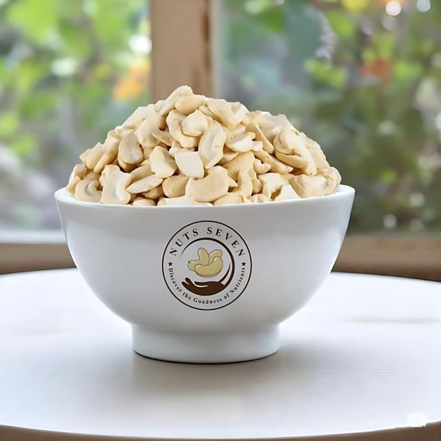 Cashew 4 Pieces